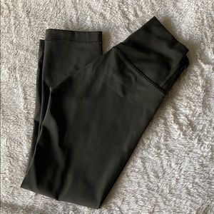 Lululemon Wunder Under Crop